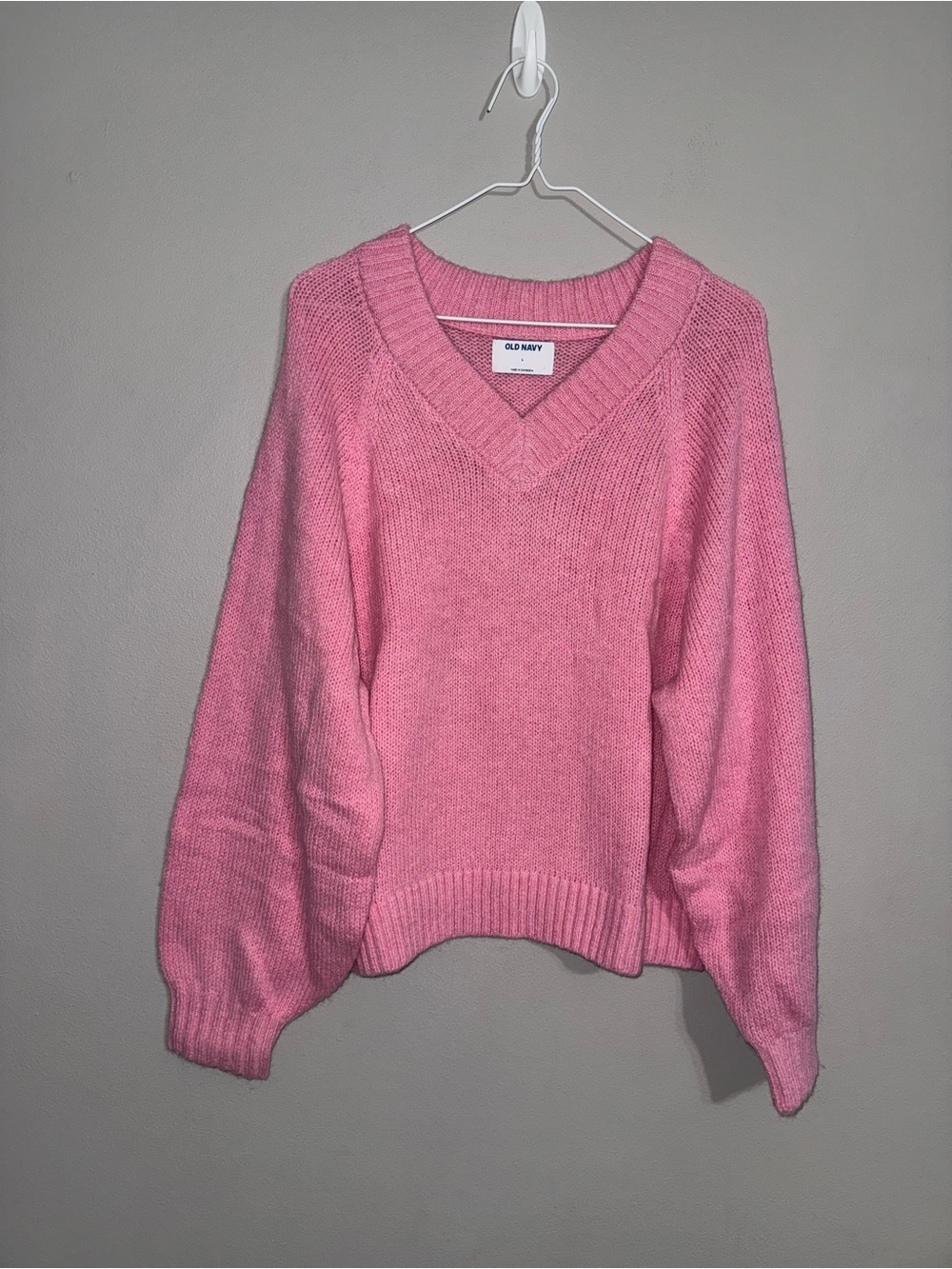 Old Navy Pink V-Neck Women's Sweater Large
